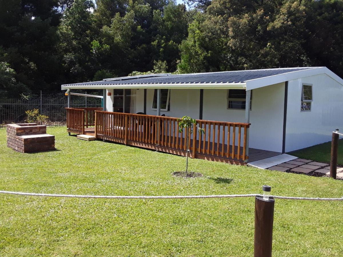 Nadine'S Self-Catering Accommodation สตอร์มริเวอร์ ภายนอก รูปภาพ